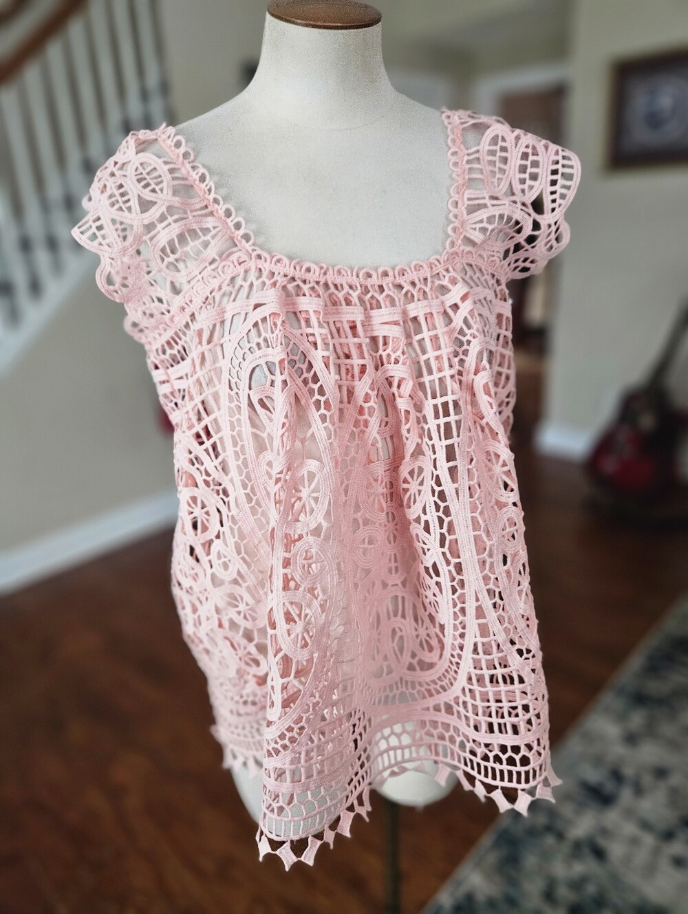 NWT! Cato Lace Ruffle Top Medium